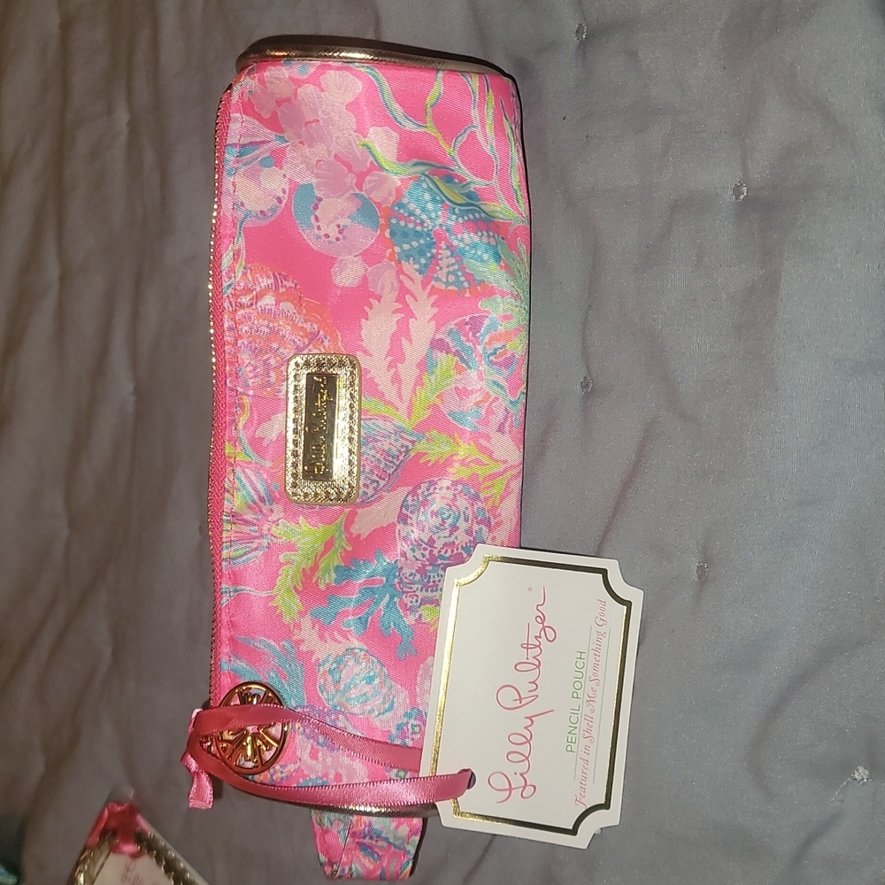Beautiful Lilly Pulitzer make up case